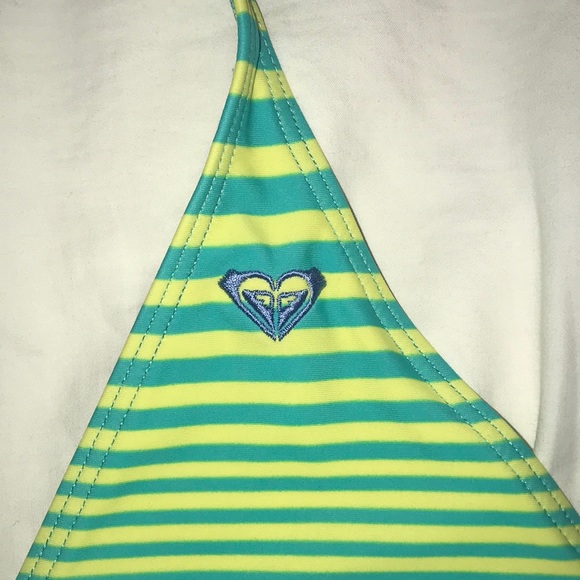 Perfect condition roxy swimsuit— kids 12 - Picture 2 of 2